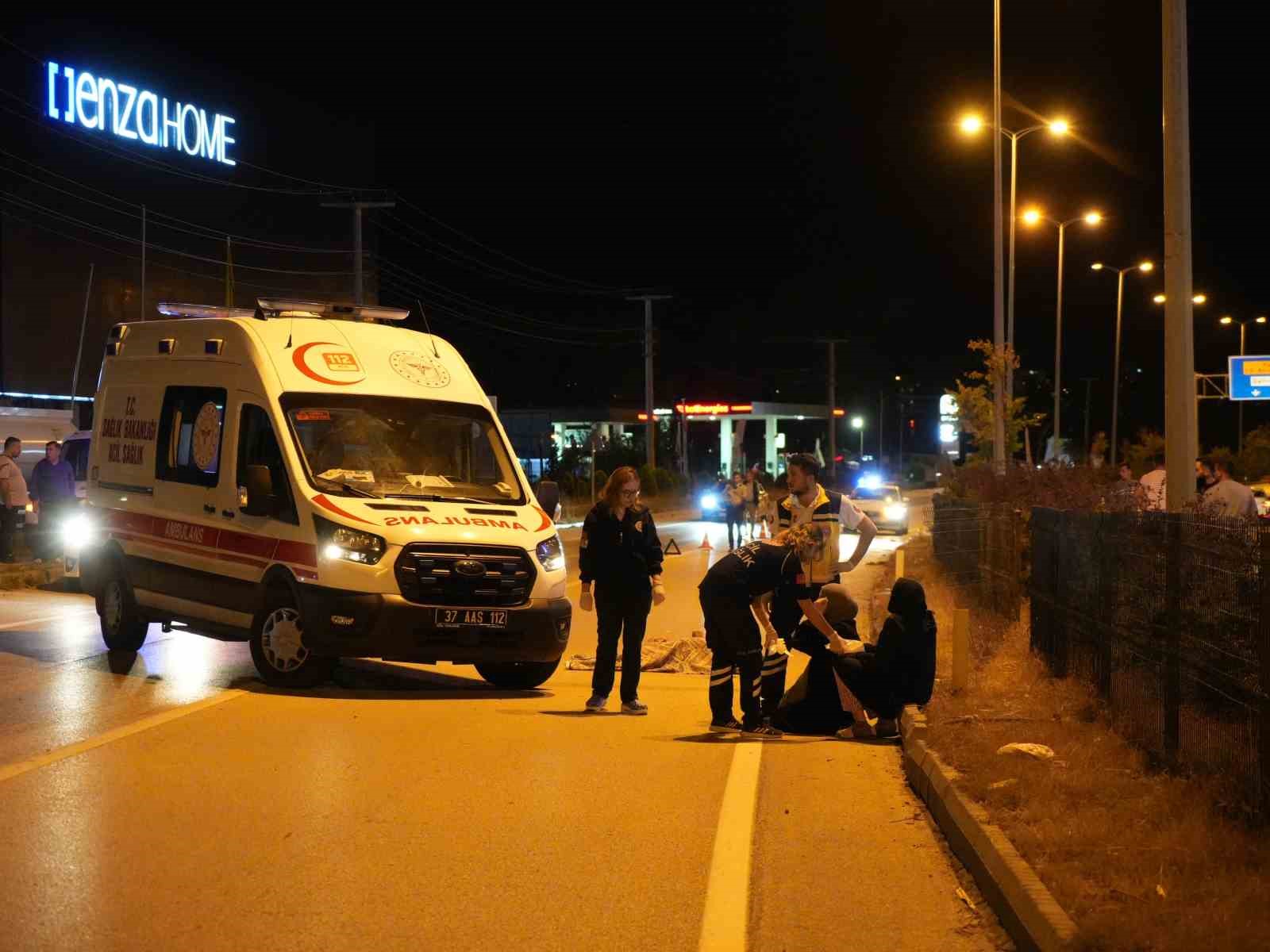 Kastamonu’da yolun karşısına geçerken otomobilin çarptığı yaya öldü
