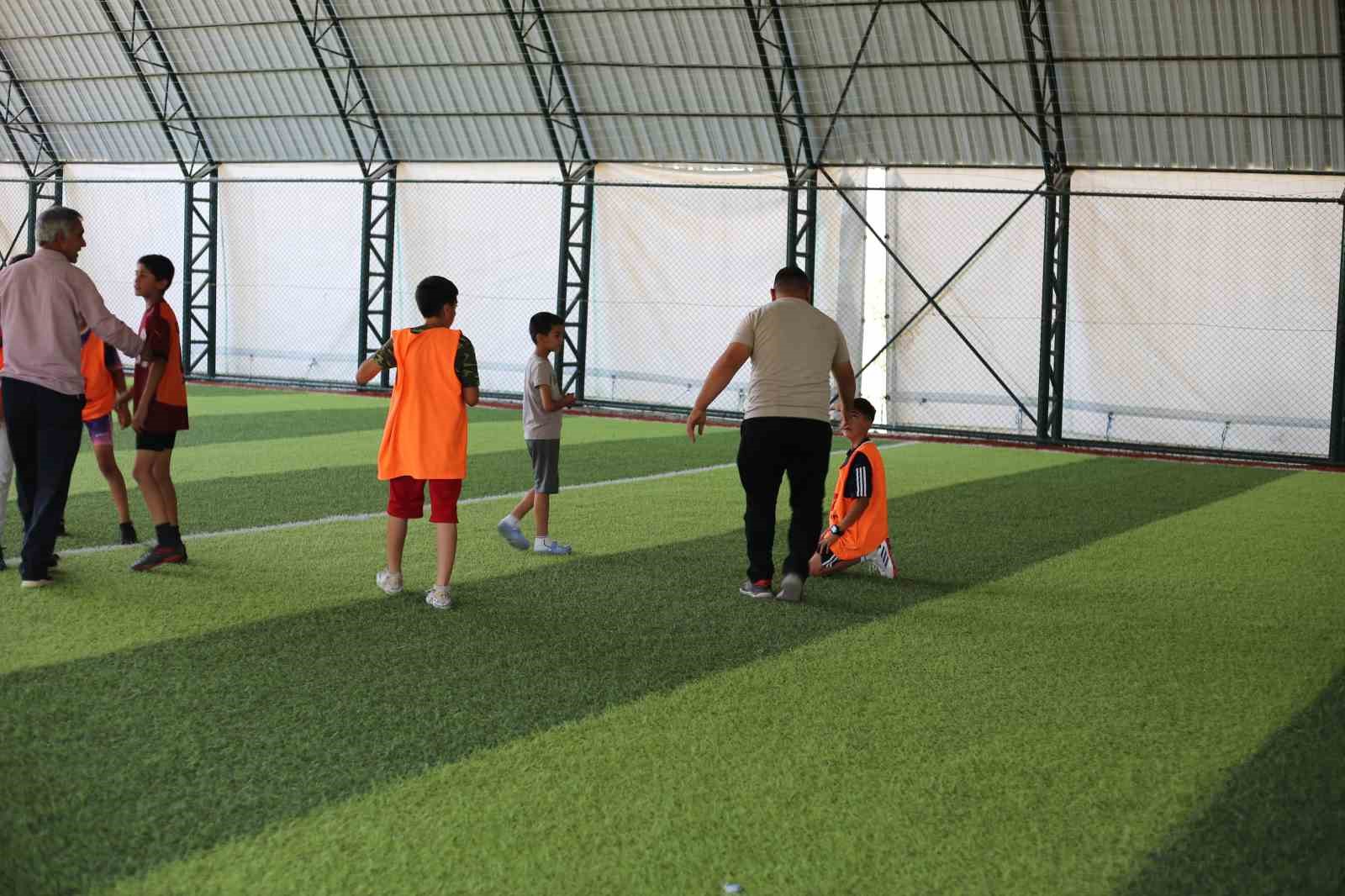 Varto’da Kur’an kursu öğrencileri arasında futbol turnuvası düzenlendi
