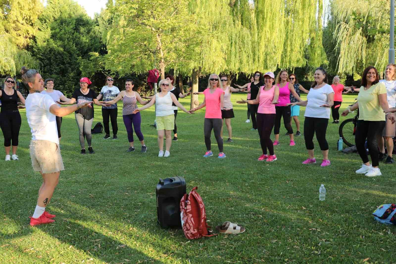 Odunpazarı’nda kadınlar parklarda spora büyük ilgi gösteriyor
