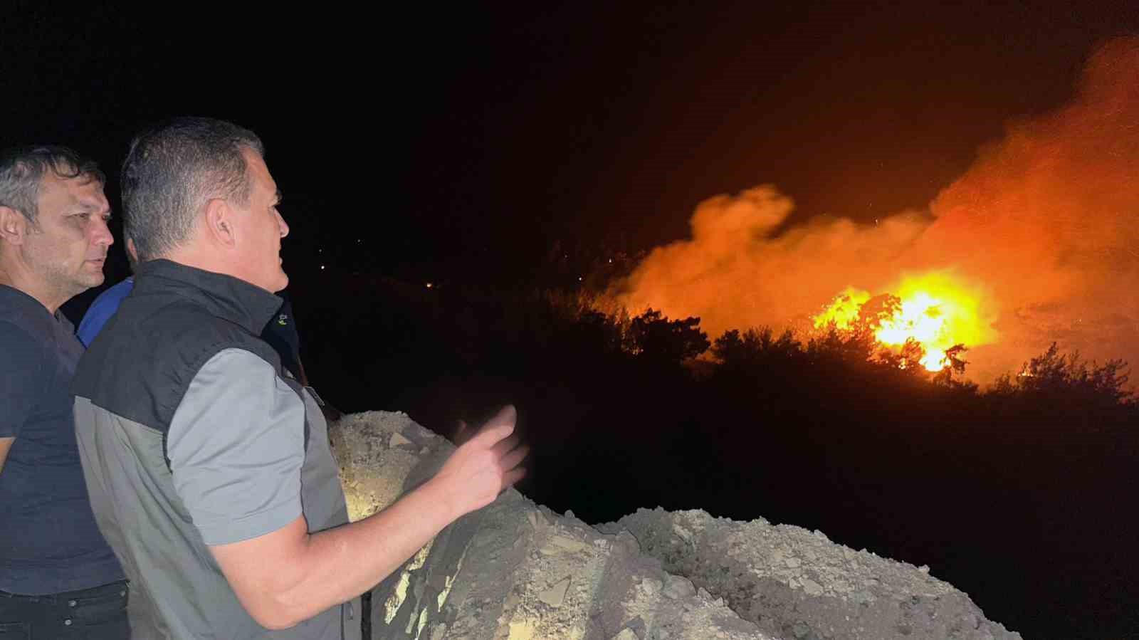 Milas’taki yangın ilerliyor, bir mahalle boşaltılacak
