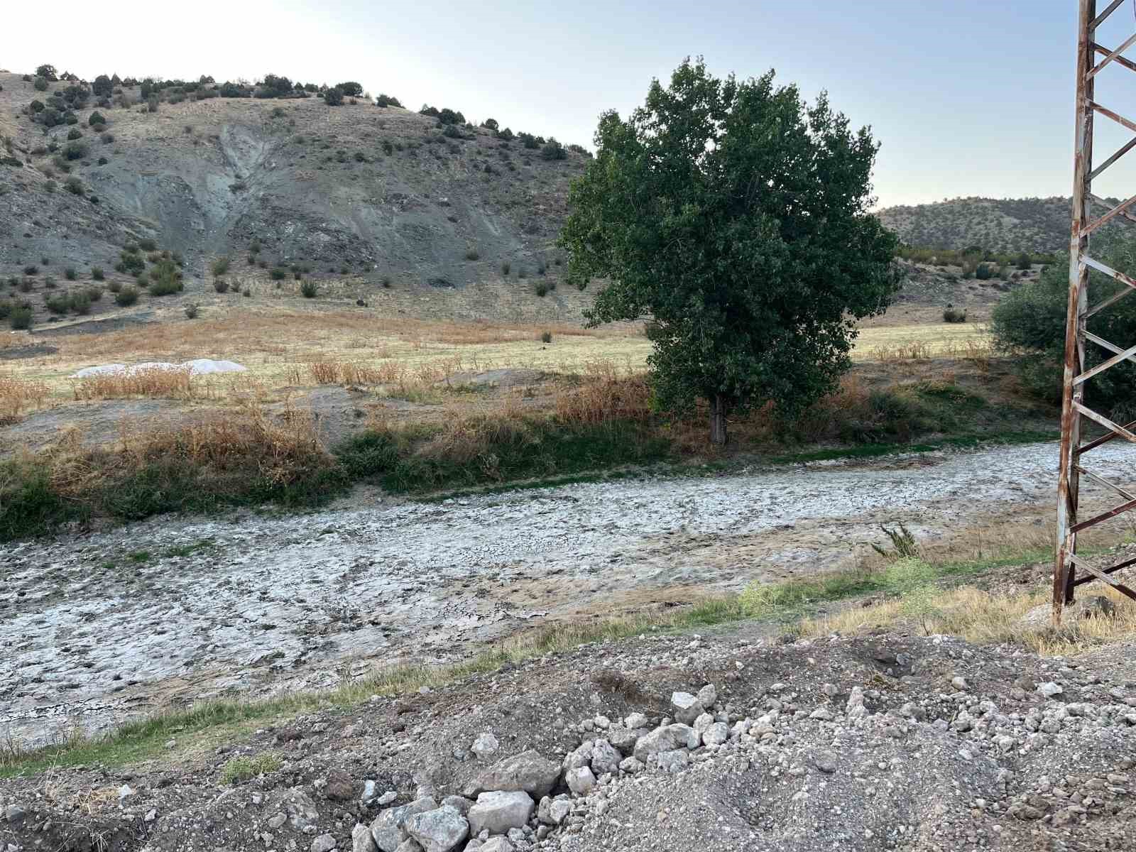 Yunus Emre’den Porsuk Çayı kurudu
