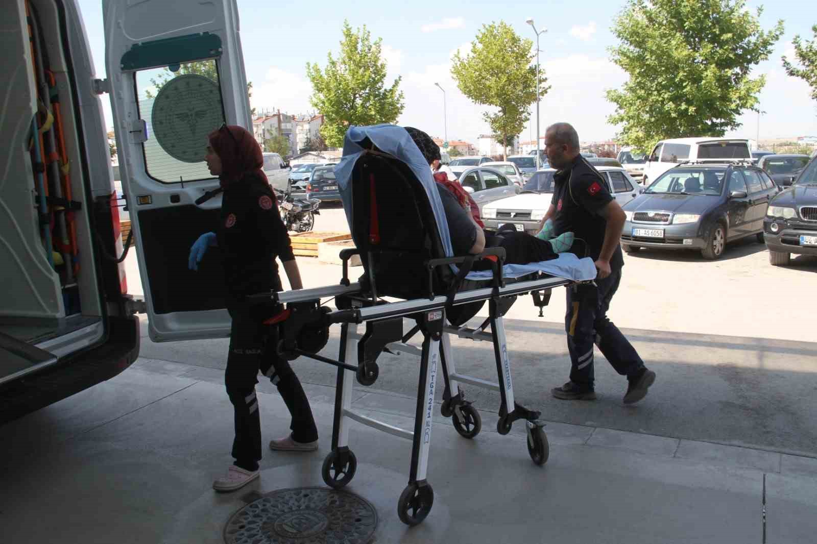 Konya’da 2 kardeş gıda zehirlenmesinden hastanelik oldu
