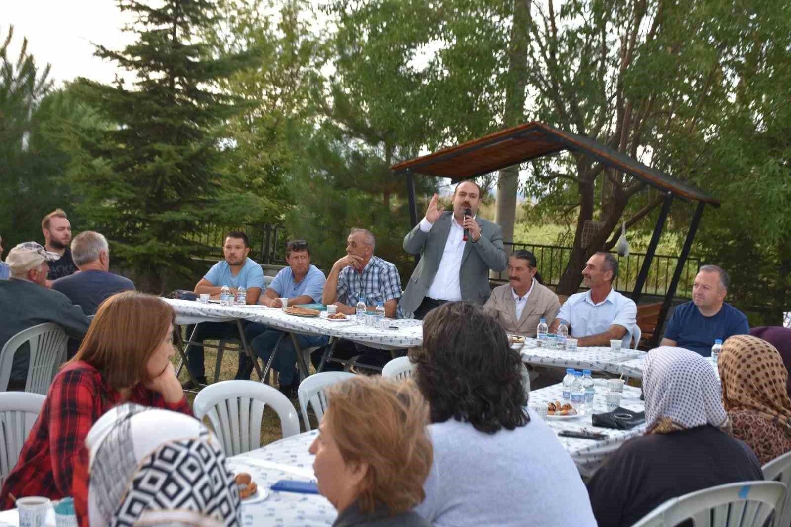 Başkan Hamamcı mahalle sakinleri ile bir araya geldi
