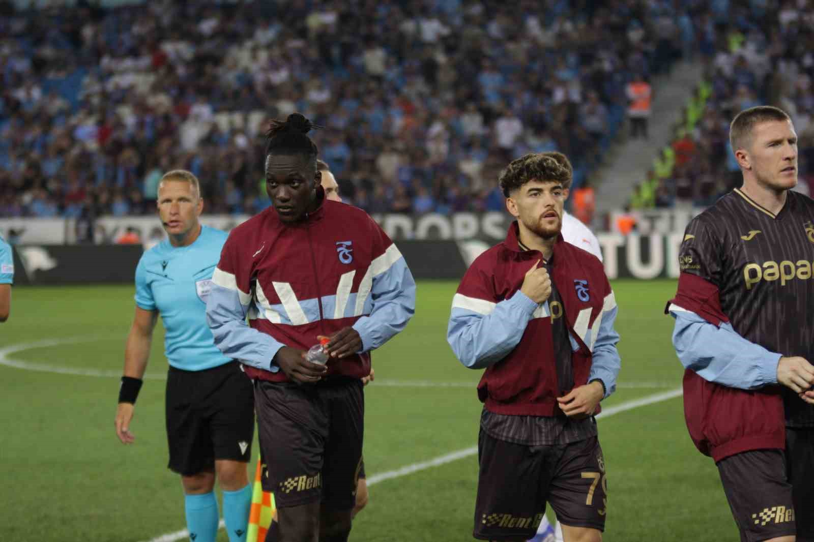 UEFA Avrupa Ligi 3. Eleme Turu: Trabzonspor: 0 - Rapid Wien: 0 (İlk yarı)
