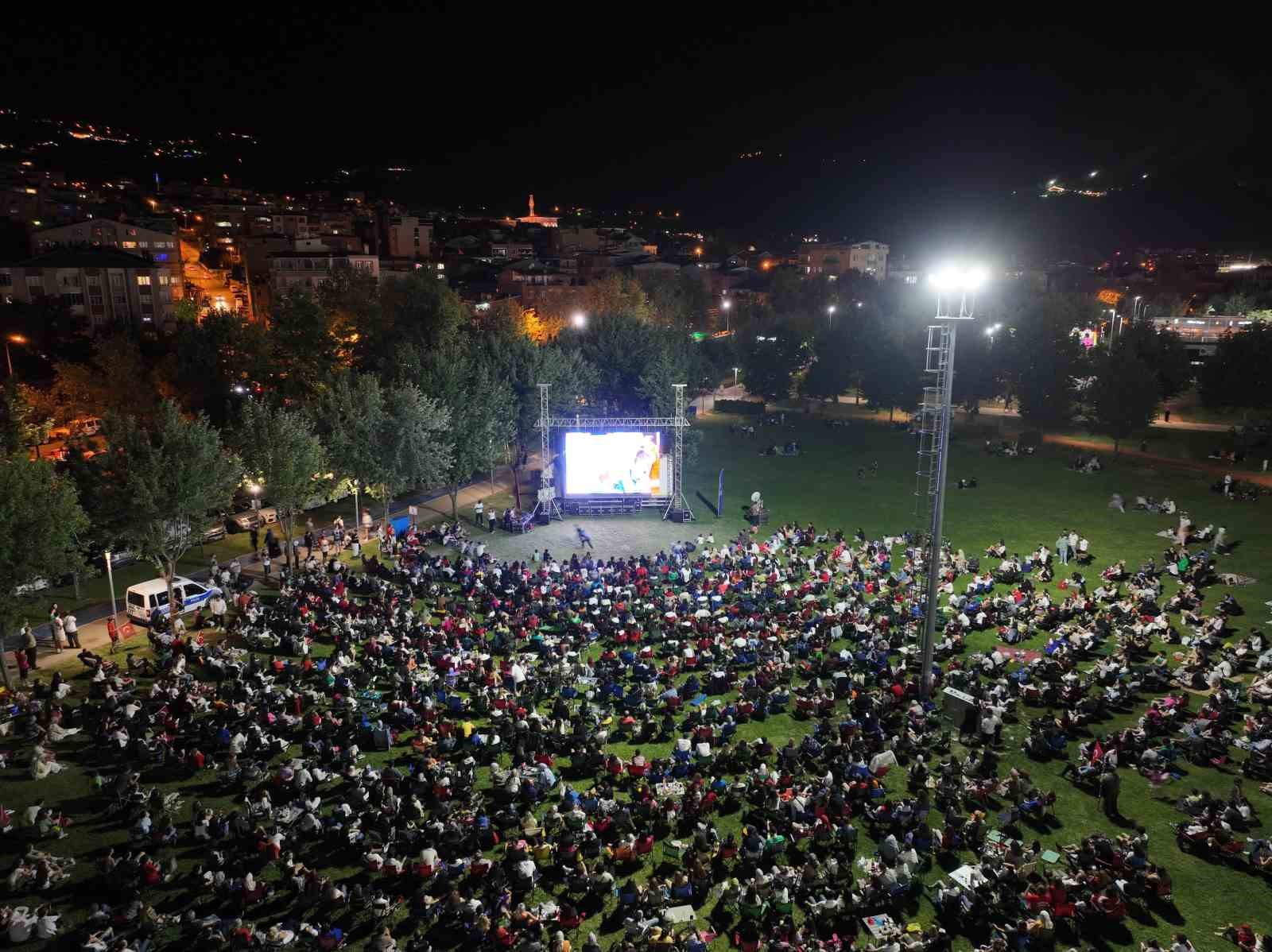 A Milli Kadın Voleybol Takımı’na Bursa’dan tam destek
