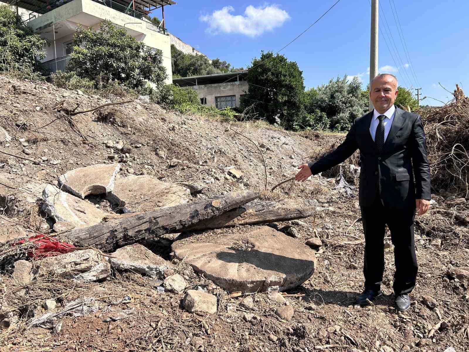 300 yıllık değirmeni kalıntılarından yeniden inşa etmek için harekete geçtiler
