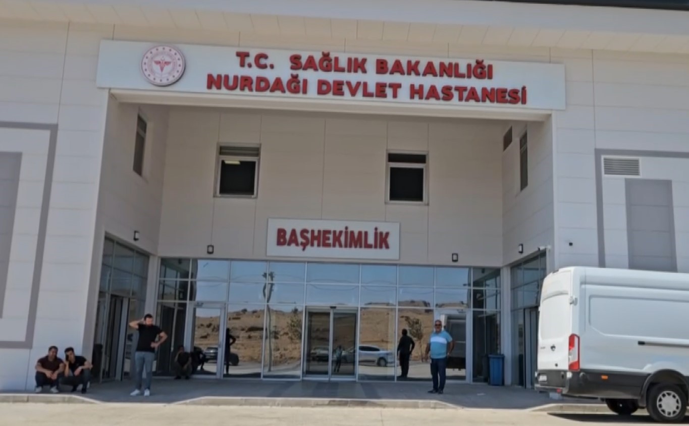 Çelik konstrüksiyonlu Nurdağı Devlet Hastanesi hasta kabulüne başladı
