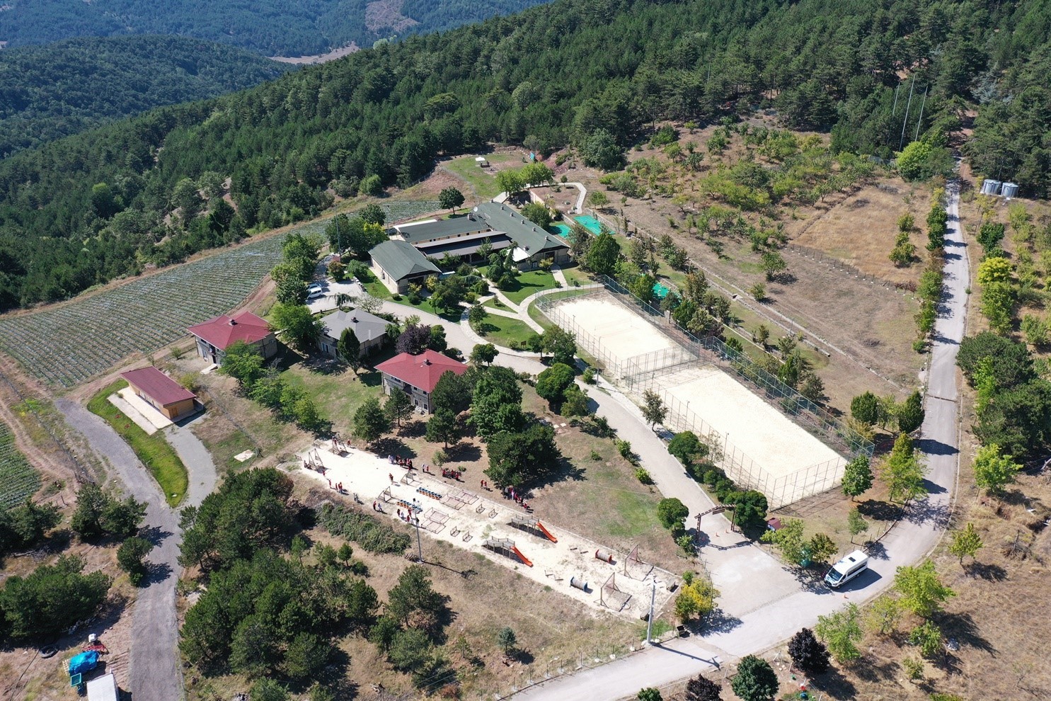 Sultangazi Belediyesi’nden Kadınlara Özel Sakarya Pamukova Gençlik Kampı
