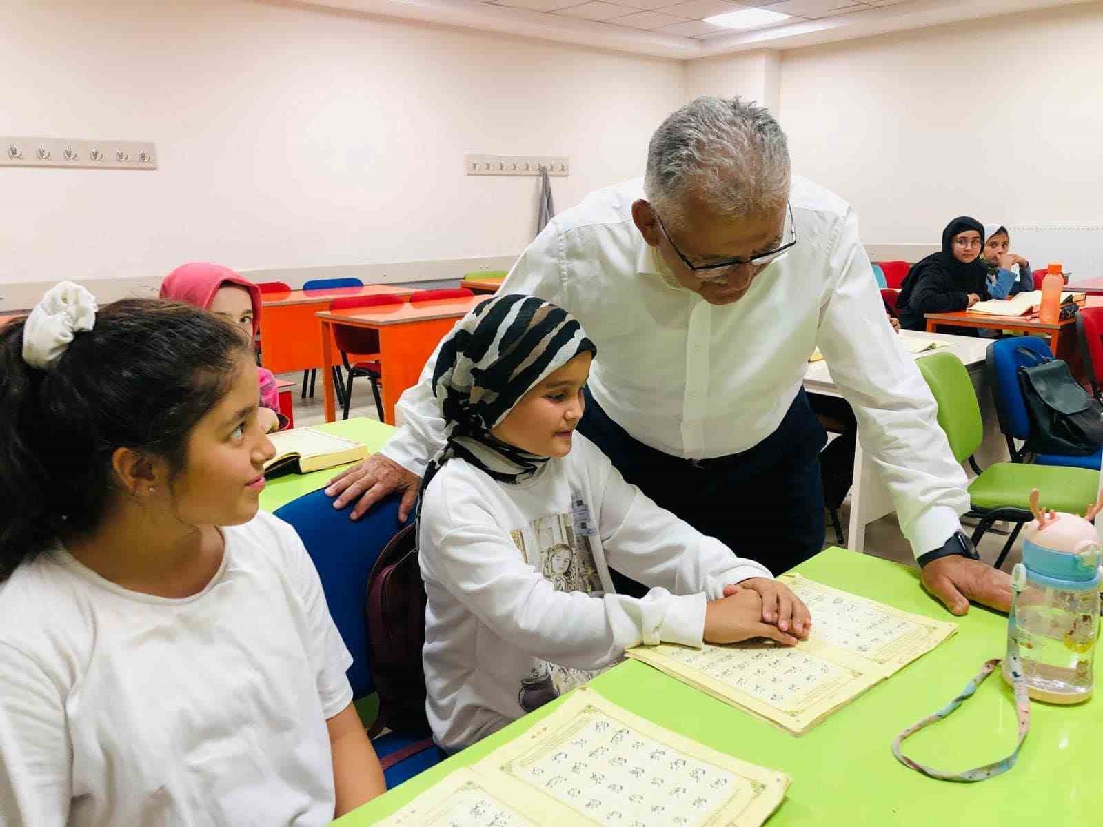 Başkan Büyükkılıç’tan KAYMEK Gençlik Merkezi’ne ziyaret
