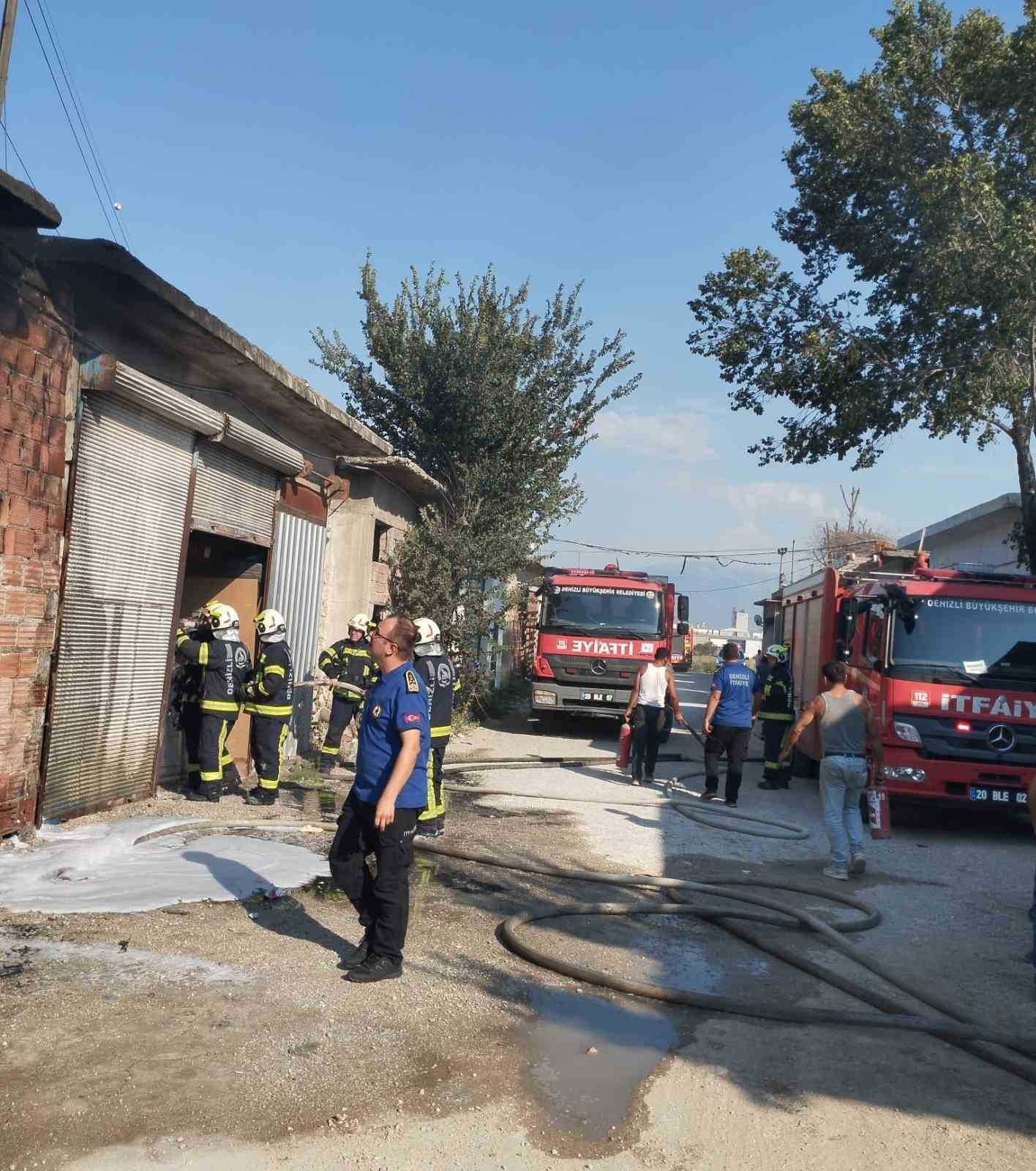 Tüp deposunda çıkan yangın paniğe neden oldu
