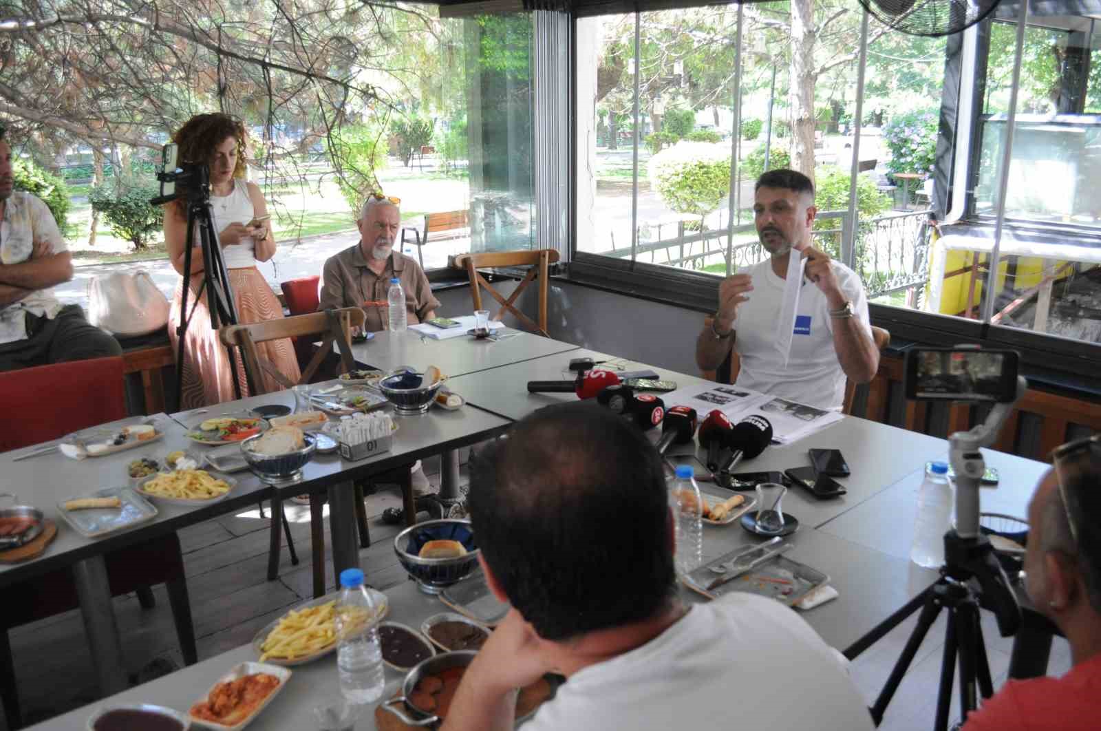 Eski Başkan Yüzügüllü iddialara cevap verdi
