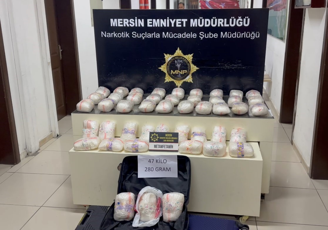 Mersin’de şok operasyon: Valizlerde 47 kilo metamfetamin ele geçirildi
