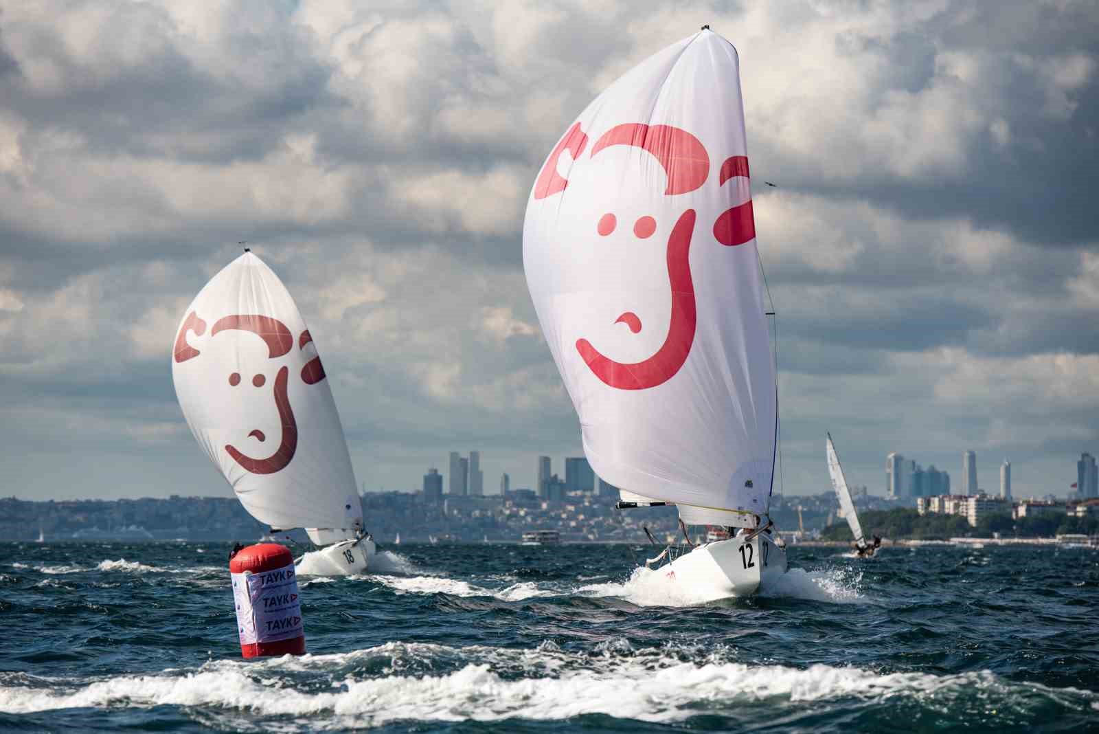 12. TAYK Slam-Eker Olympos Regatta Yelken Yarışları’nda ilk günün sonuçları belli oldu
