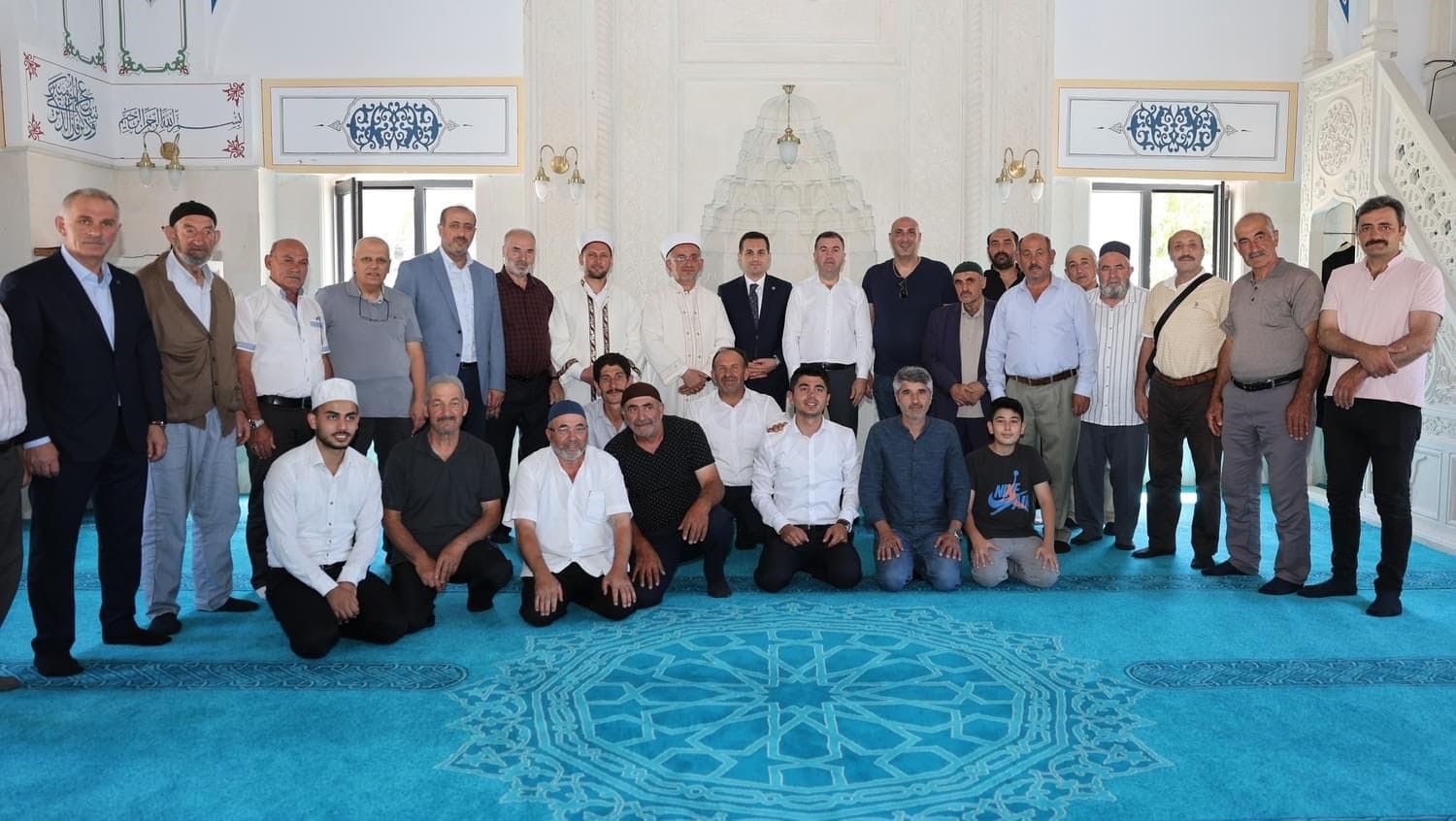 Yukarı Pınarlı Köyü Camii dualarla ibadete açıldı
