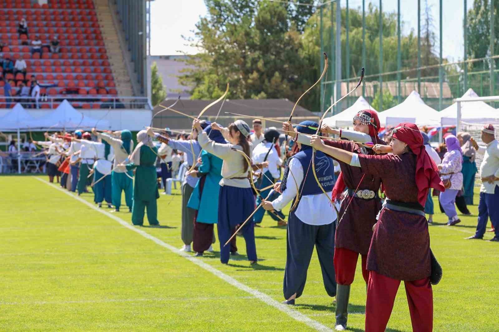 Okçuluk Türkiye Şampiyonası, Sivas’ta başladı
