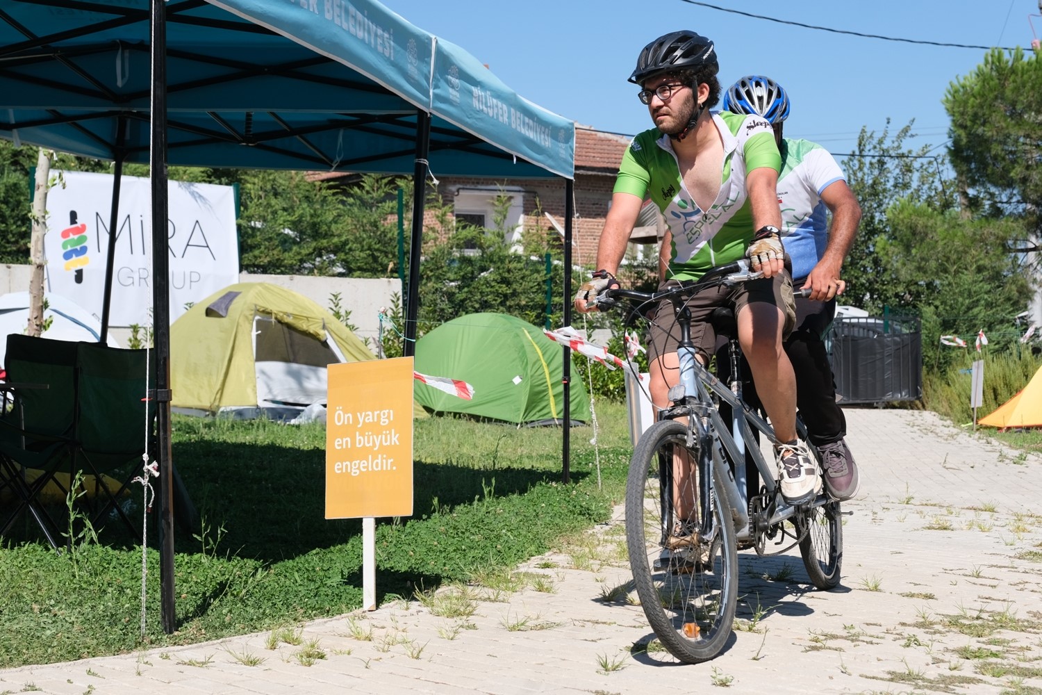 Mysia Yolları’nda engelsiz dostluklar için pedal çevirdiler
