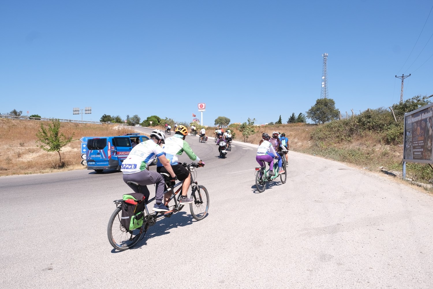 Mysia Yolları’nda engelsiz dostluklar için pedal çevirdiler
