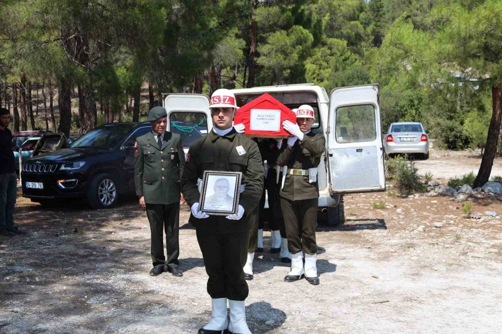 Kıbrıs Gazisi Güden düzenlenen tören ile son yolculuğuna uğurlandı
