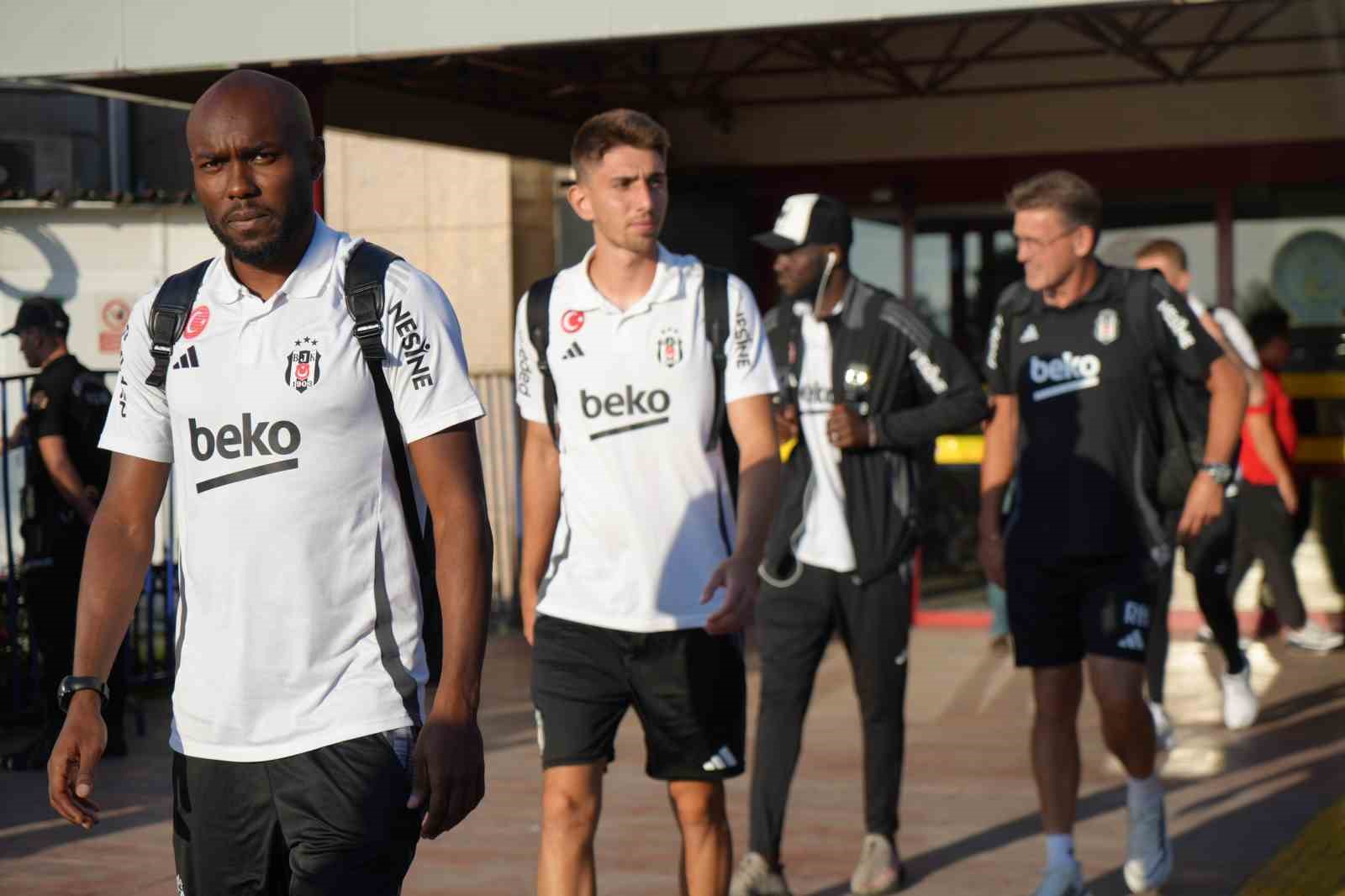 Beşiktaş kafilesi, Samsun’da
