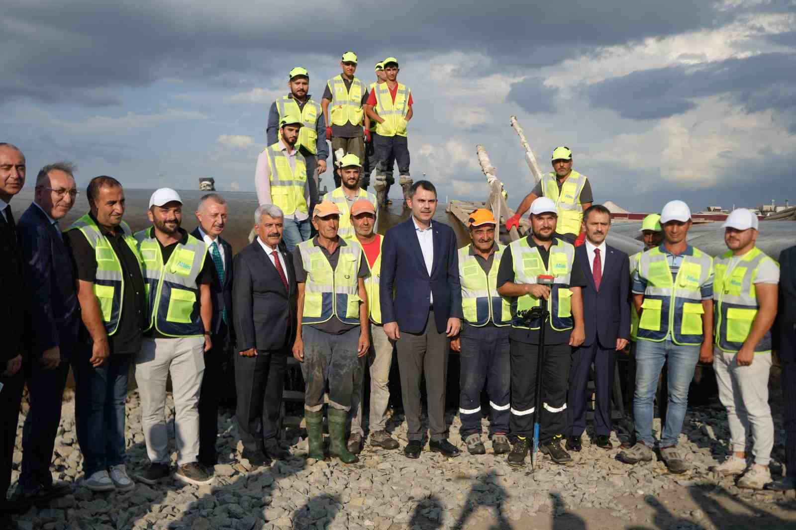 Bakan Kurum’dan İmamoğlu’nun 