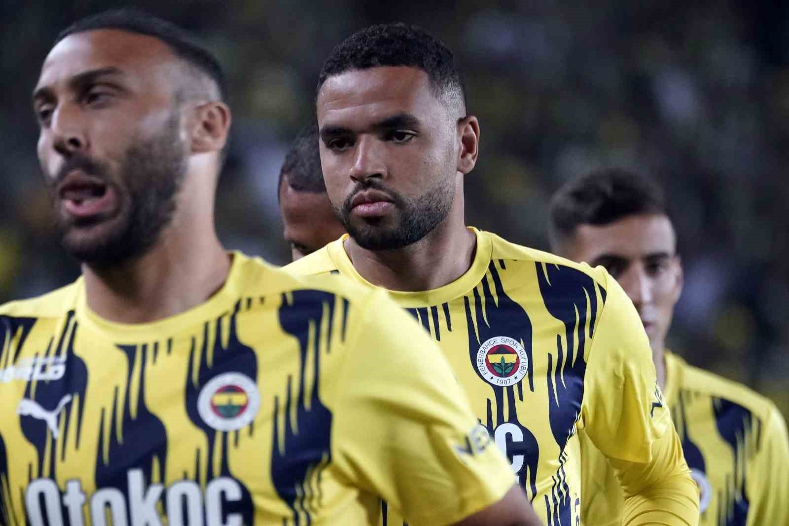 Trendyol Süper Lig: Fenerbahçe: 0 - Adana Demirspor: 0 (Maç devam ediyor)
