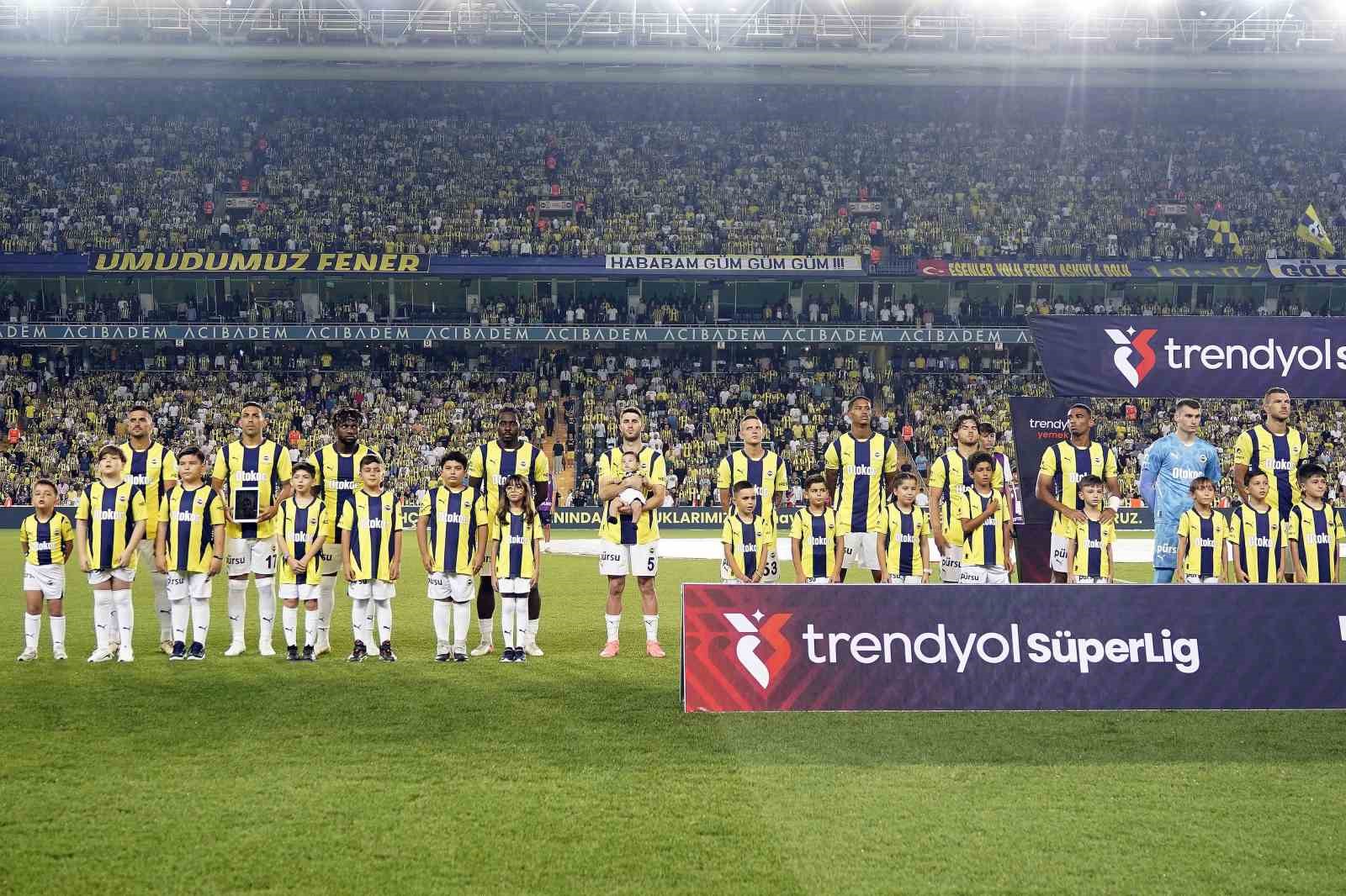 Trendyol Süper Lig: Fenerbahçe: 0 - Adana Demirspor: 0 (Maç devam ediyor)
