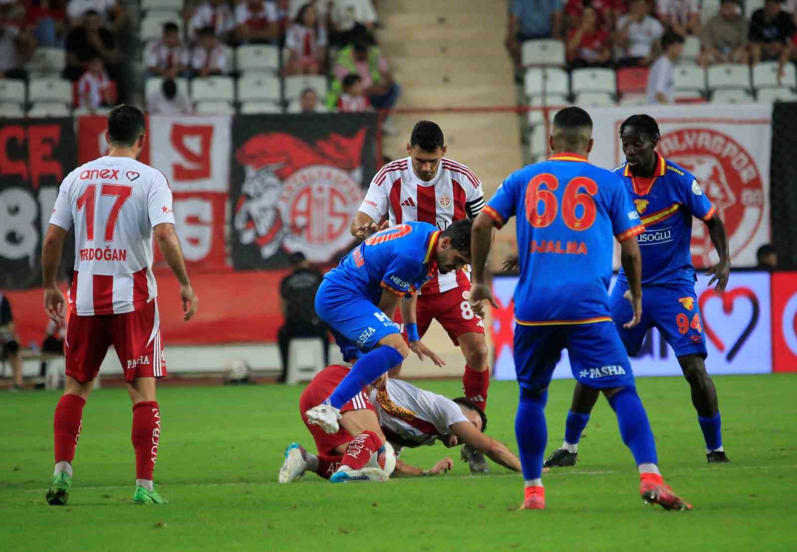 Trendyol Süper Lig: Antalyaspor: 0 - Göztepe: 0 (Maç sonucu)
