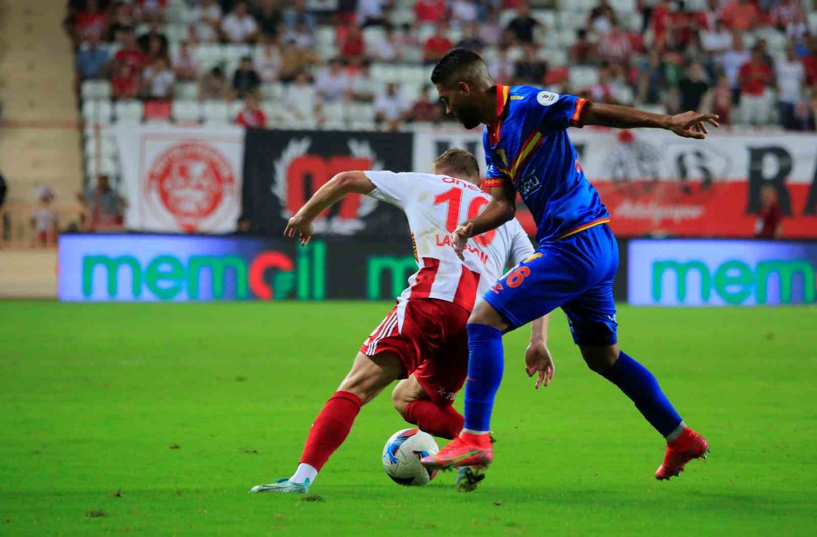 Trendyol Süper Lig: Antalyaspor: 0 - Göztepe: 0 (Maç sonucu)
