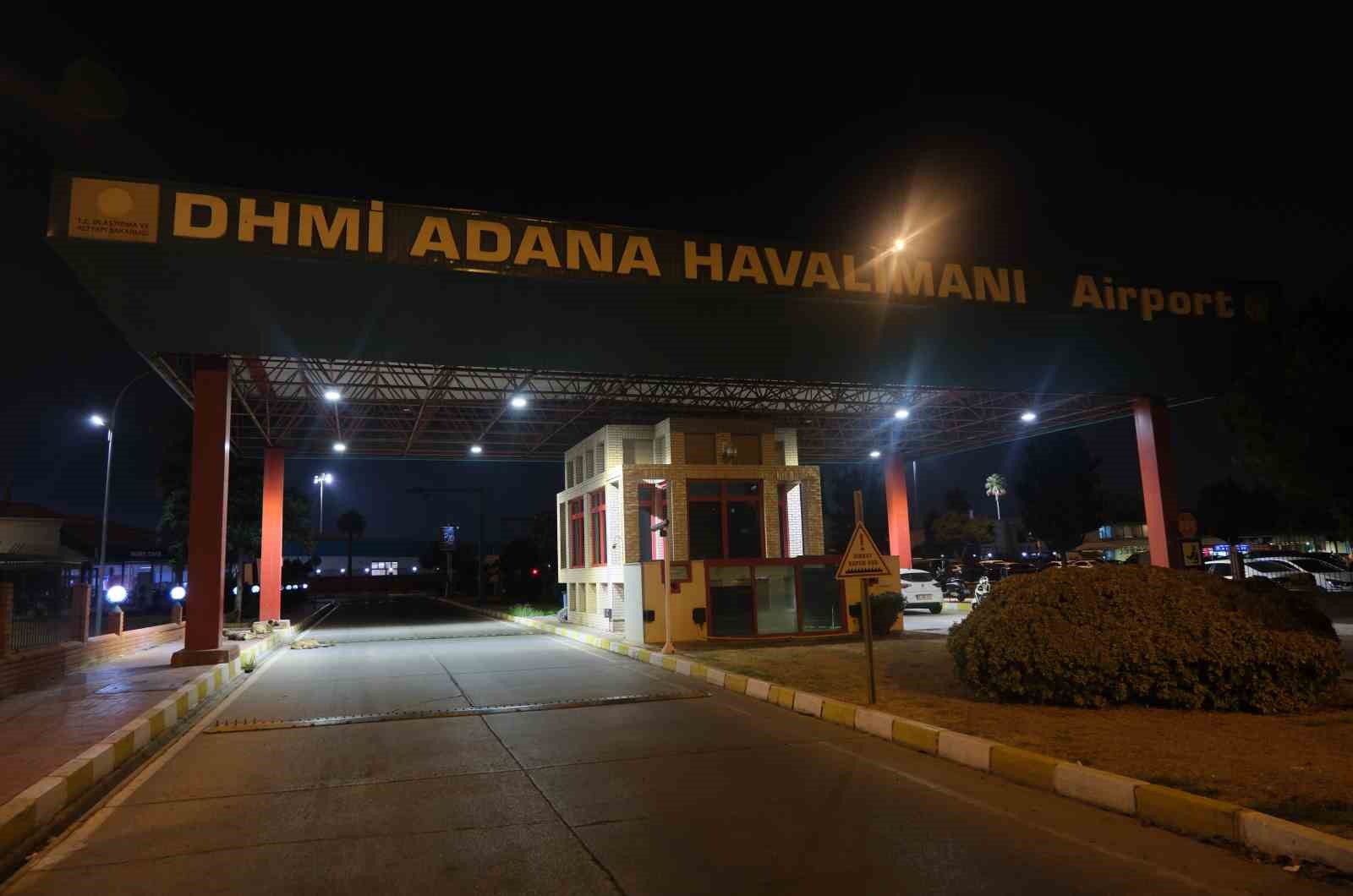 Adana Havalimanı’nda taşınma işlemleri başladı
