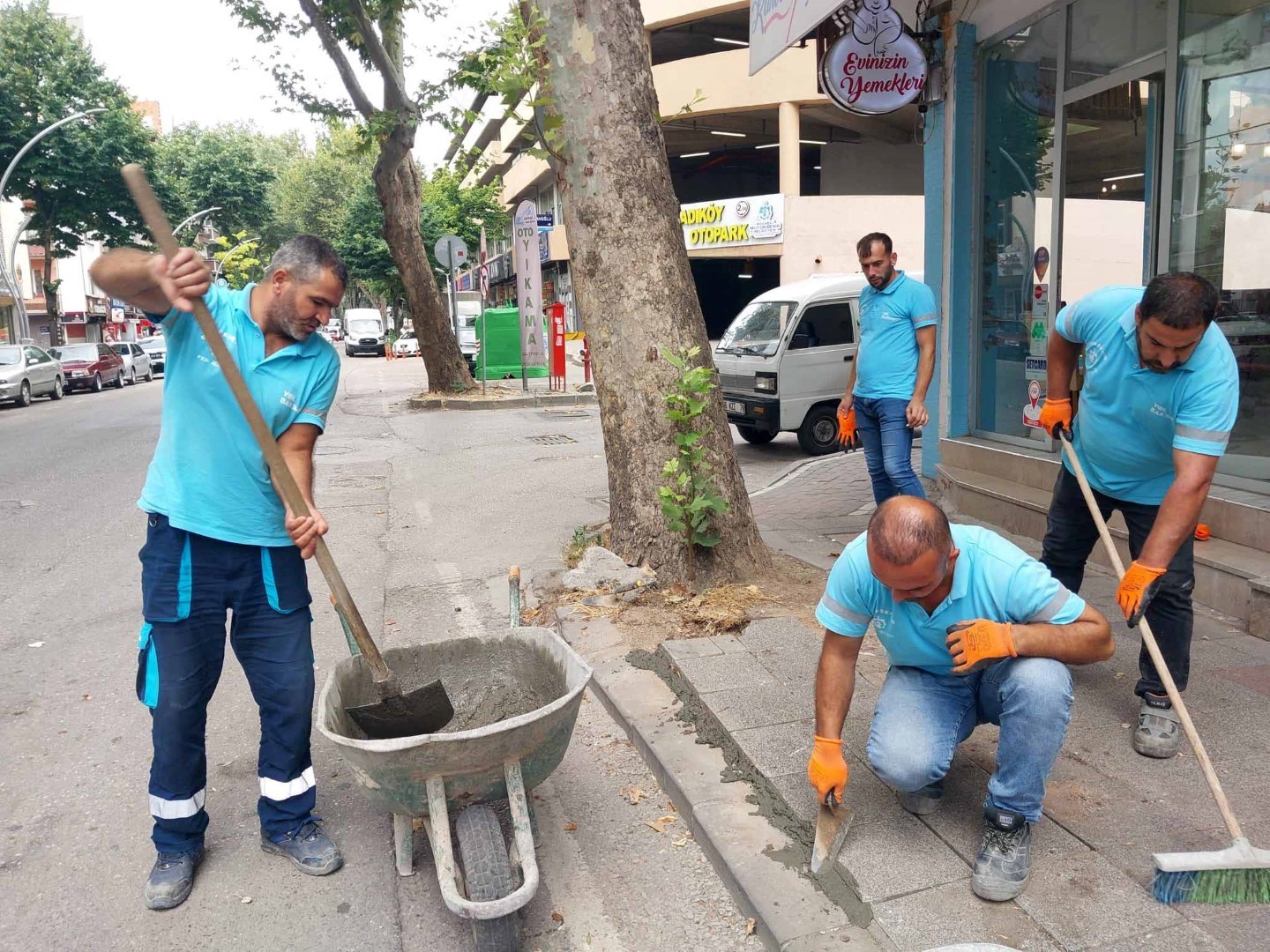 Yollar estetik görünüm kazanıyor
