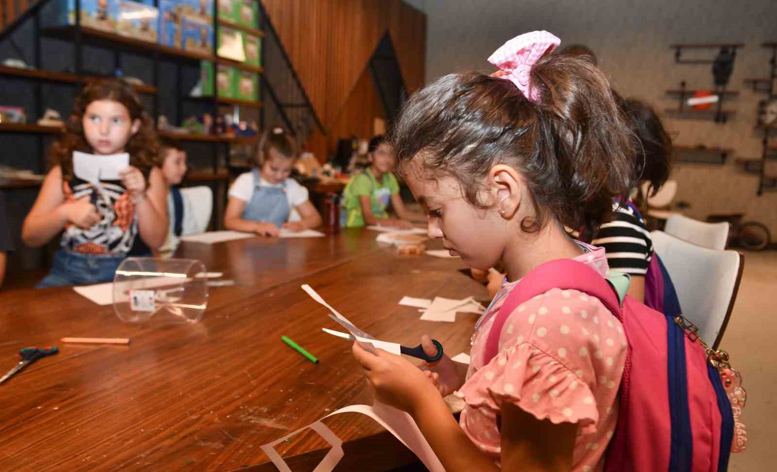 Kepez Belediyesi’nden tematik bilim kampı
