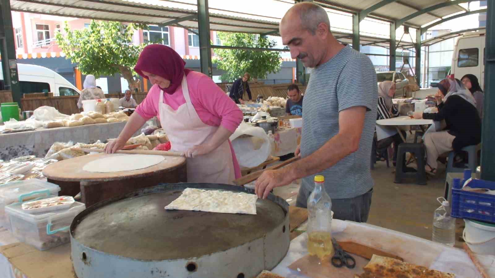 Balıkesir’de Hanımeli Pazarı, kadınları iş sahibi yaptı
