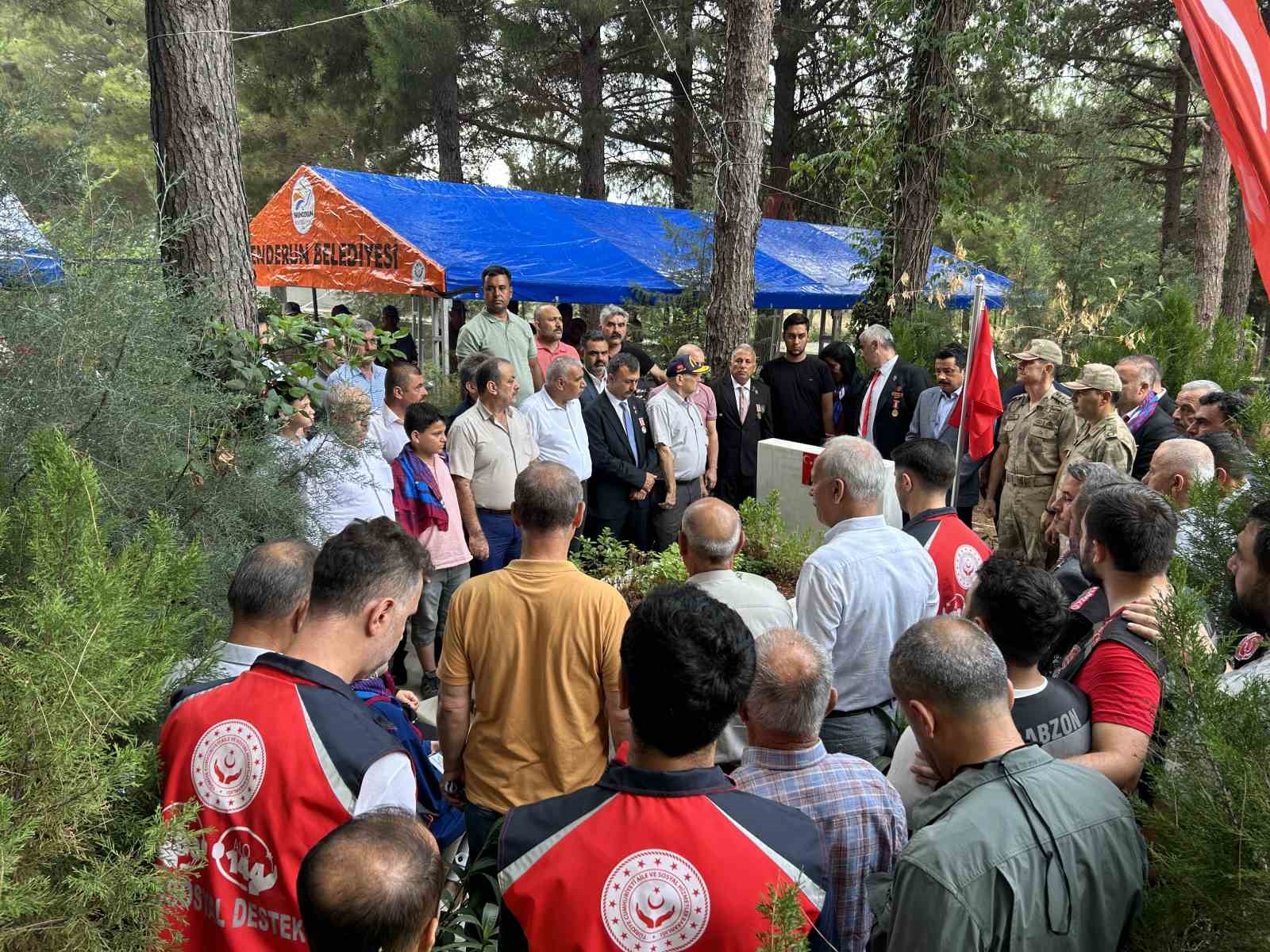 Şehit Başçavuş Ferhat Gedik, Hatay’da mezarı başında dualarla anıldı
