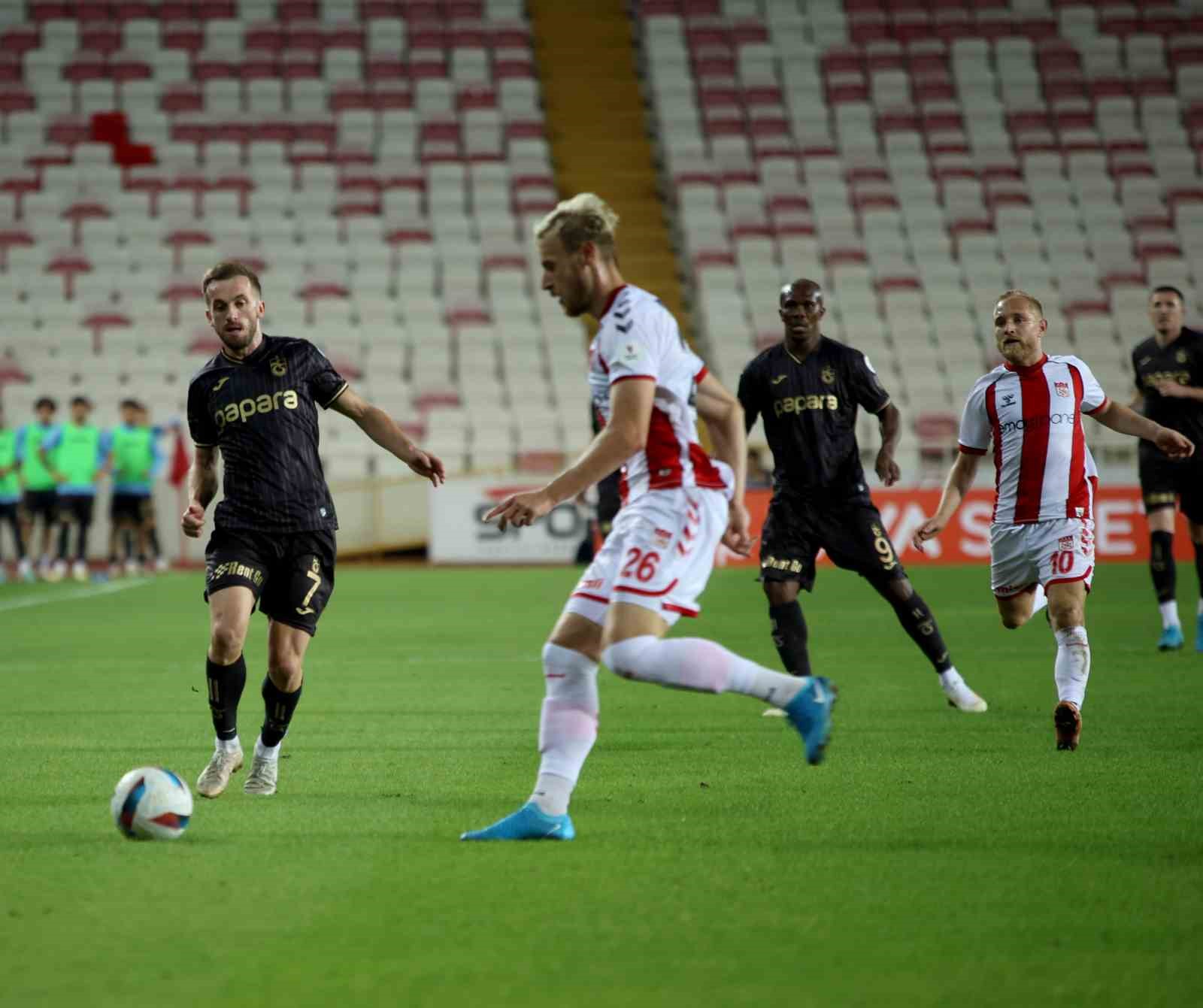 Trendyol Süper Lig: Sivasspor: 0 - Trabzonspor: 0 (Maç sonucu)
