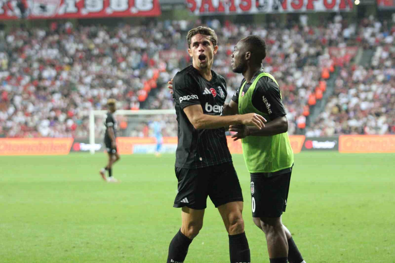 Trendyol Süper Lig: Samsunspor: 0 - Beşiktaş: 2 (İlk yarı)
