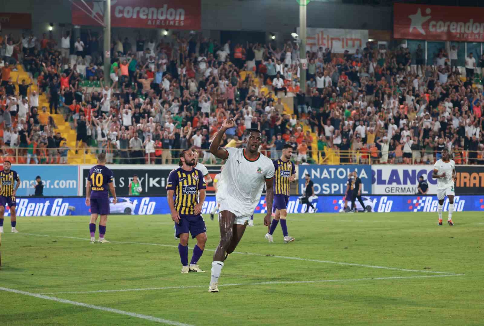 Trendyol Süper Lig: Corendon Alanyaspor: 1 - Eyüpspor: 1 (Maç sonucu)
