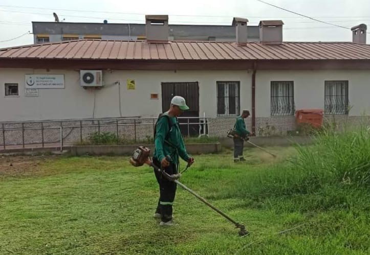 Ceyhan Belediyesi’nden Mustafabeyli Mahallesi’nde kapsamlı temizlik seferberliği
