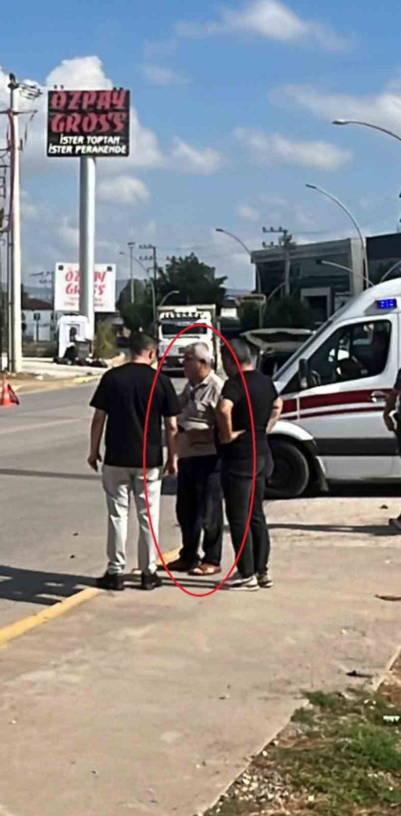 Vince çarparak takla atan otomobilden burnu bile kanamadan çıktı
