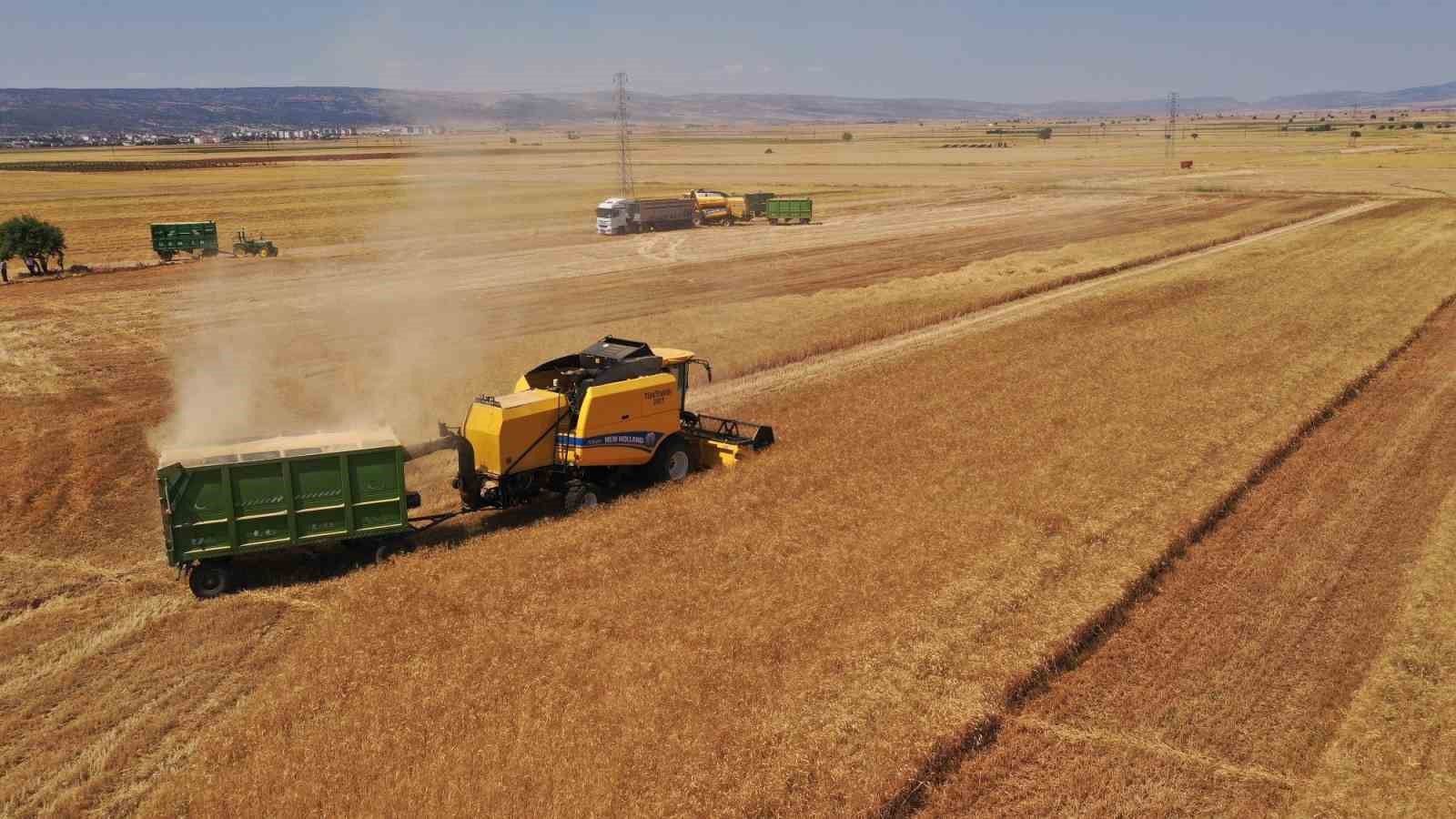 Çiftçi istedi, Şahin mazot desteklerinin tarihini öne çekti
