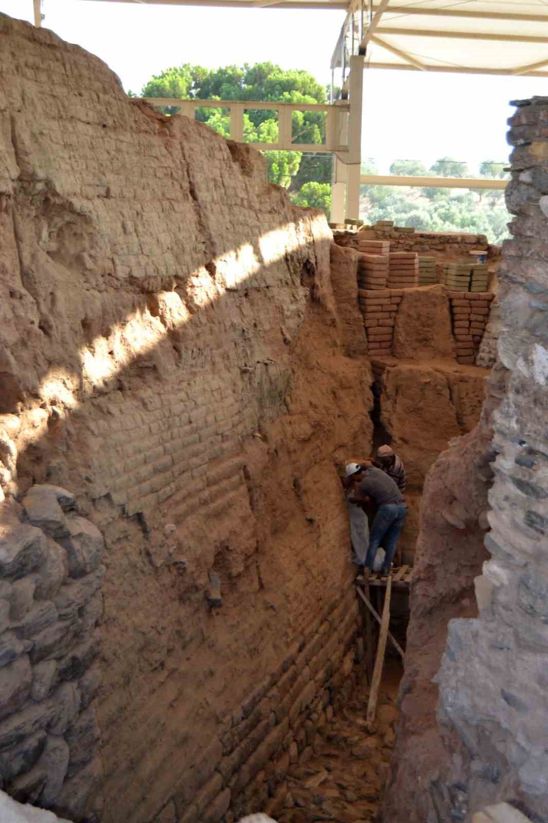 Sardes Antik Kenti’ndeki kazılarda 160’ıncı yıl
