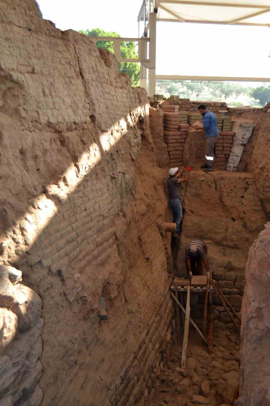 Sardes Antik Kenti’ndeki kazılarda 160’ıncı yıl
