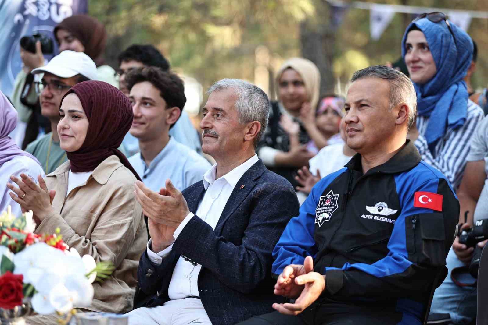 ’Bilim Türkiye Yamaçtepe Gökyüzü Gözlem Şenliği’ Gaziantep’te yapıldı
