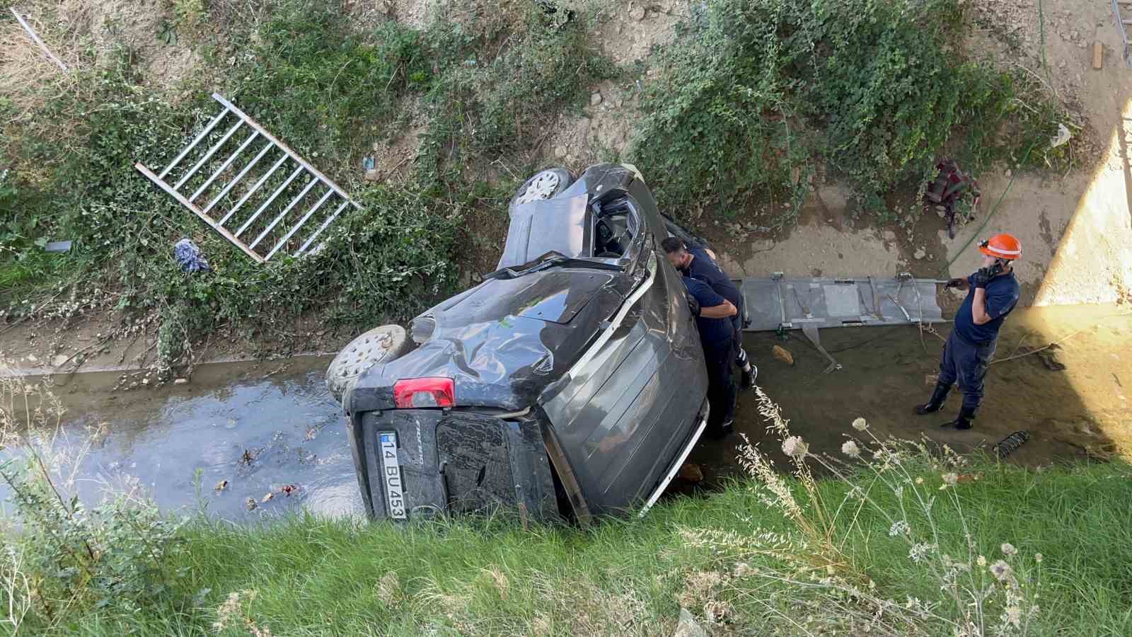 Bolu’da araç köprüden uçtu: 1 ölü, 1 yaralı
