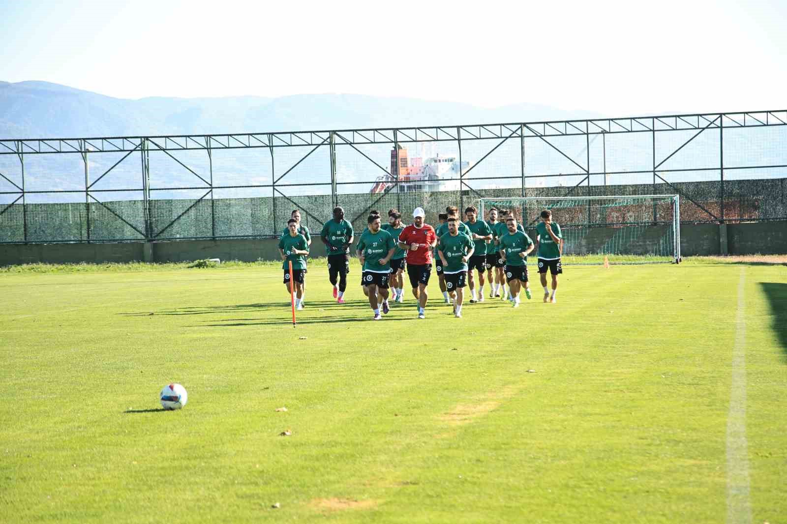 Kocaelispor, Pendikspor maçı hazırlıklarına başladı
