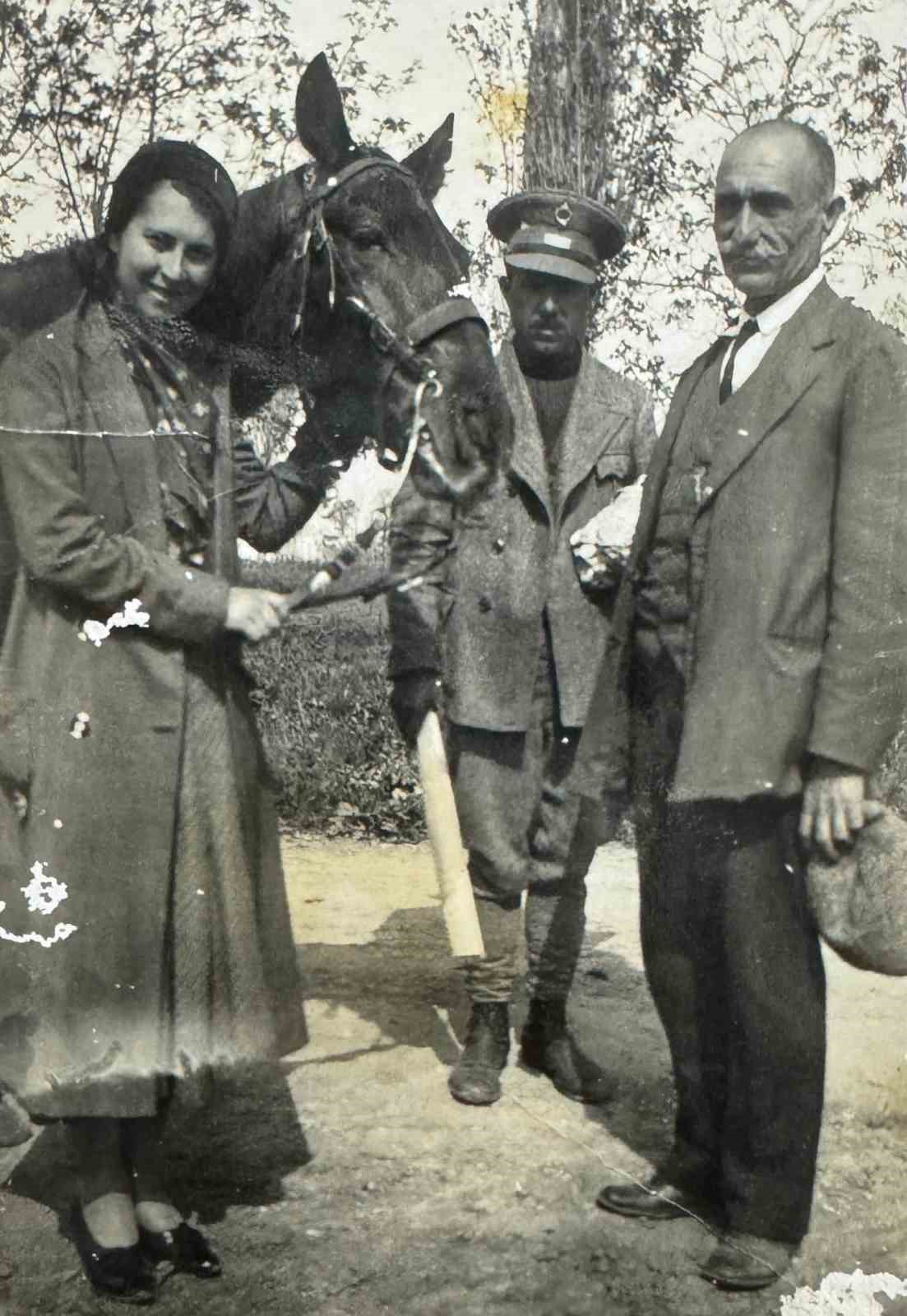 Türkiye’nin ilk kadın muhtarı o ama resmi kayıtlarda gözükmüyor
