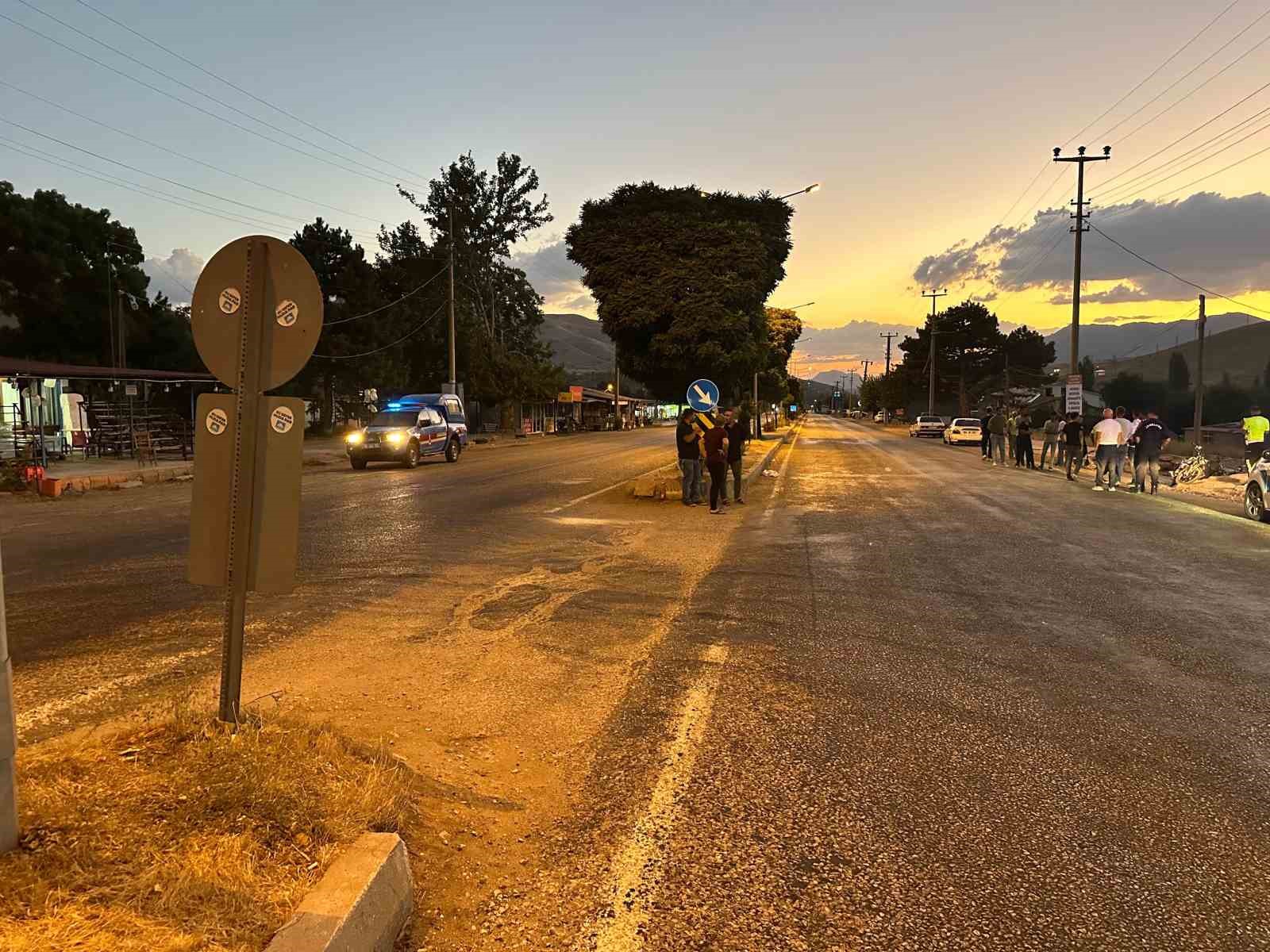 Malatya’da bisiklet ile motosiklet çarpıştı: 2 yaralı
