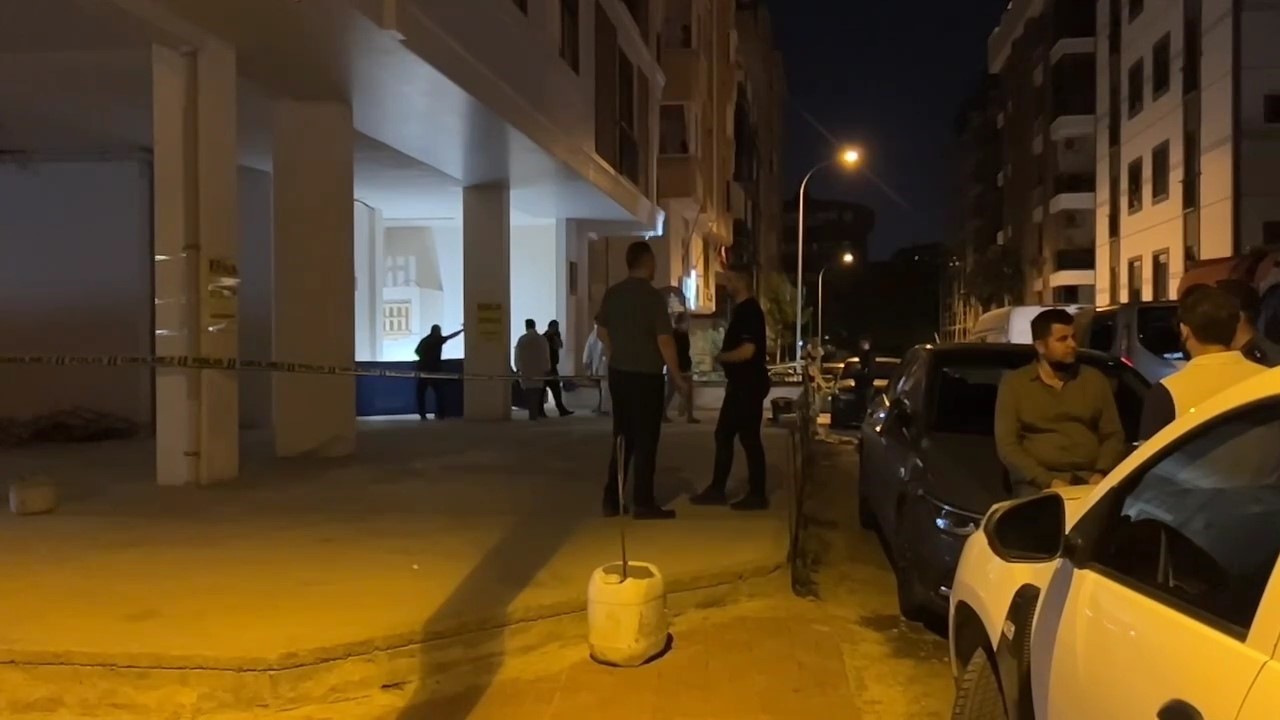 Maltepe’de bir iş yerinde erkek cesedi bulundu
