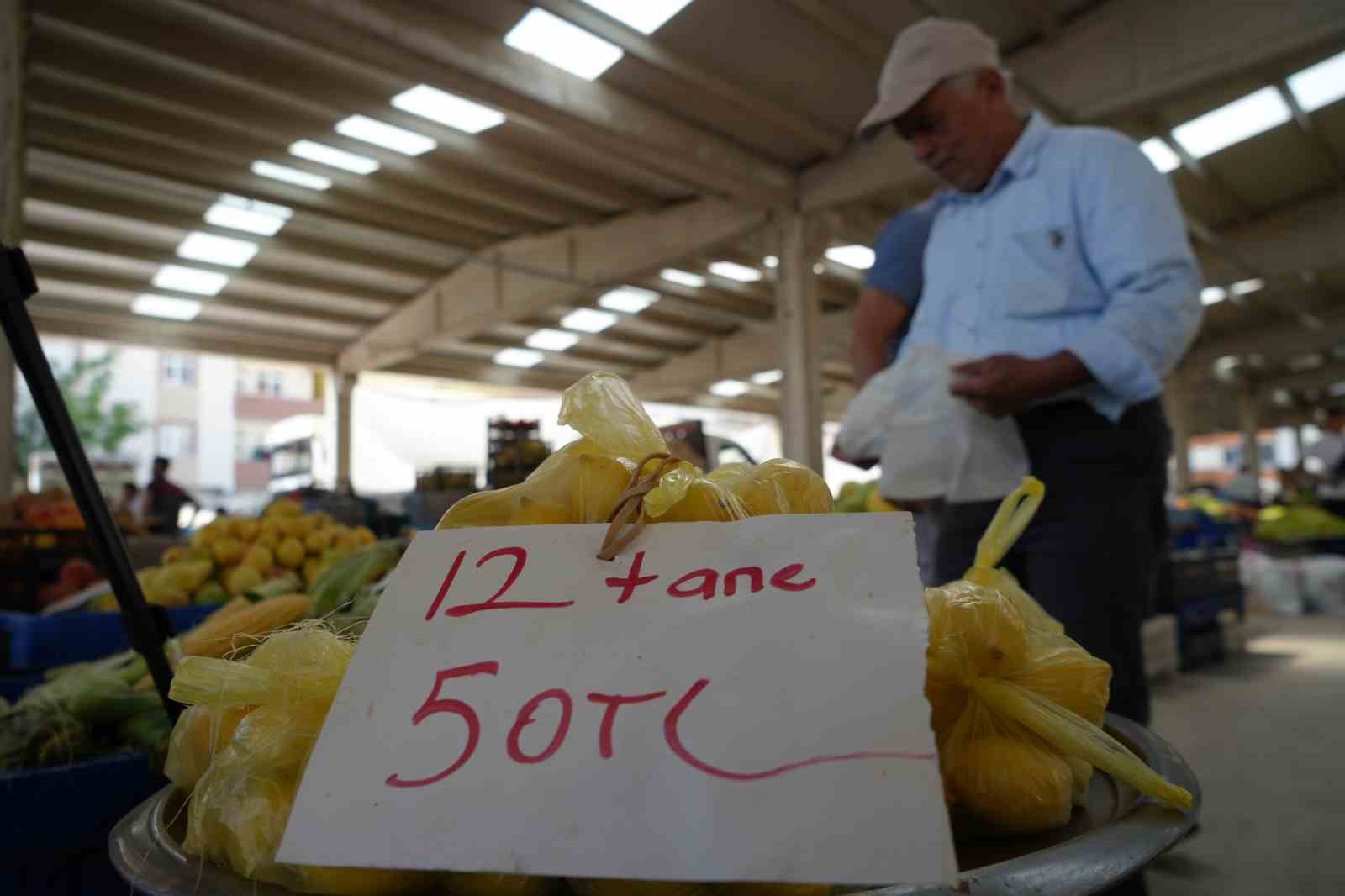 Çayın limonlu içildiği Bayburt’ta artan limon fiyatları çayların tadını kaçırdı
