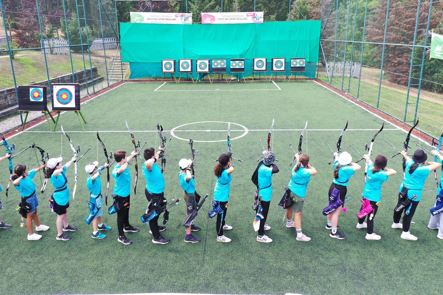 Sultangazi Belediyesi’nden genç sporculara yaz spor okulu
