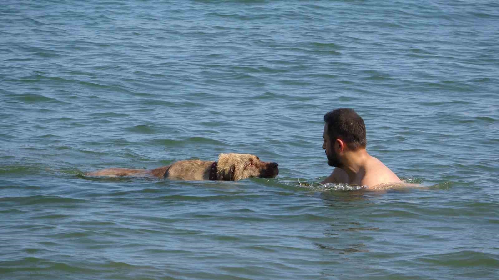 Mersin’de sıcak hava bunaltıyor
